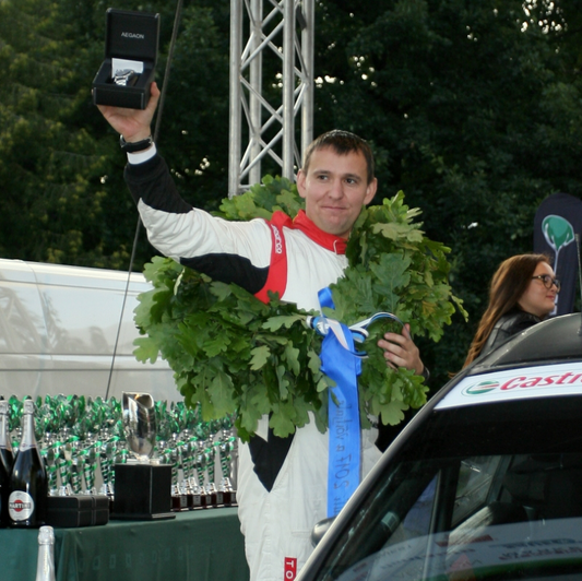 AEGAON SUPPORTS ESTONIAN RALLY