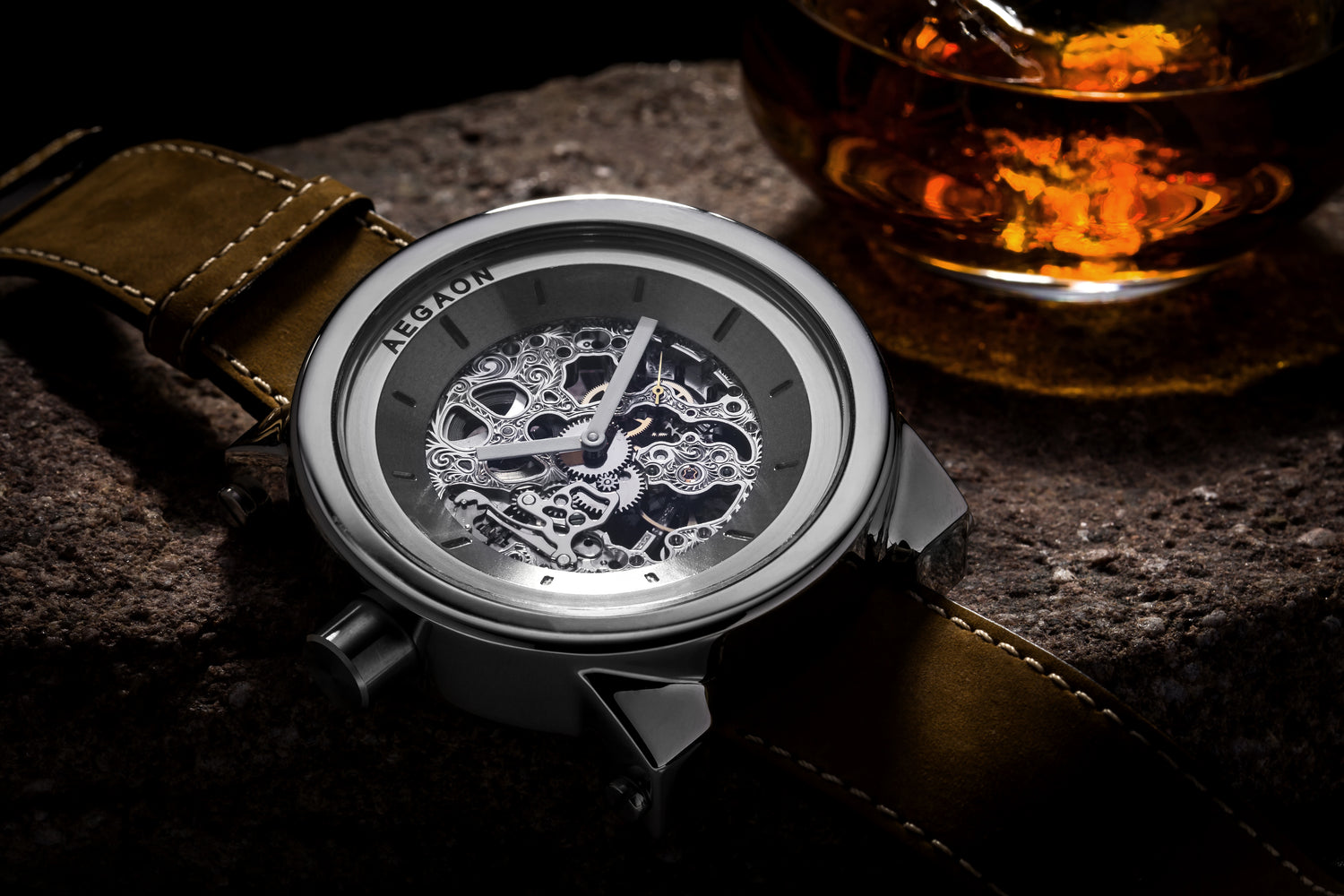 aegaon wristwatch, oversized watch, big watch