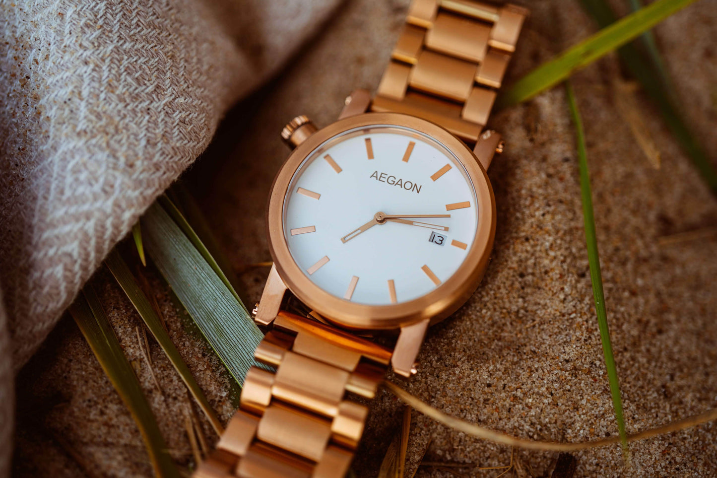 "Tabula Rasa 38" Rose Gold M