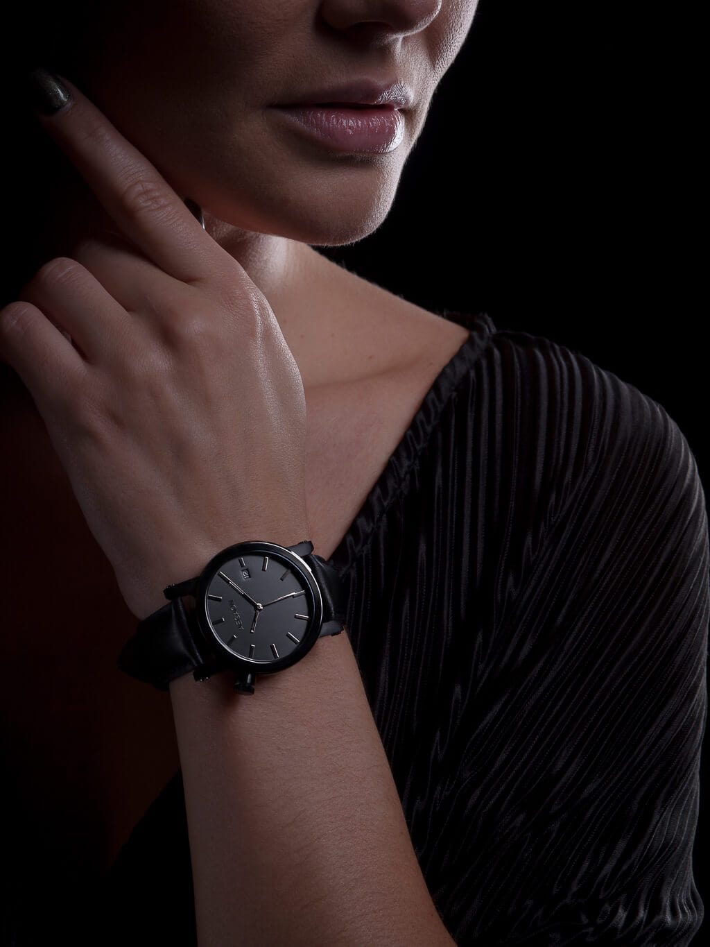 AEGAON, Tabula Rasa 38, quartz movement, Swiss movement, good size watch, minimal watch, design watch, simple watch, beautiful watch, 5ATM, waterproof watch, water resistant watch, men’s watch, watches for women, watches for big women, women’s watch, watch with style, jewelry, gift idea, oversize clothing, naiste käekell, naiste käekellad, suur käekell, Eesti käekellad, kingi idee, rannekellot, iso rannekello, laatukellot, laatu rannekello, viron rannekellot, rannekellot naisille, naisten rannekellot.